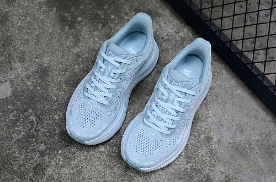 حذاء HOKA Bondi 9