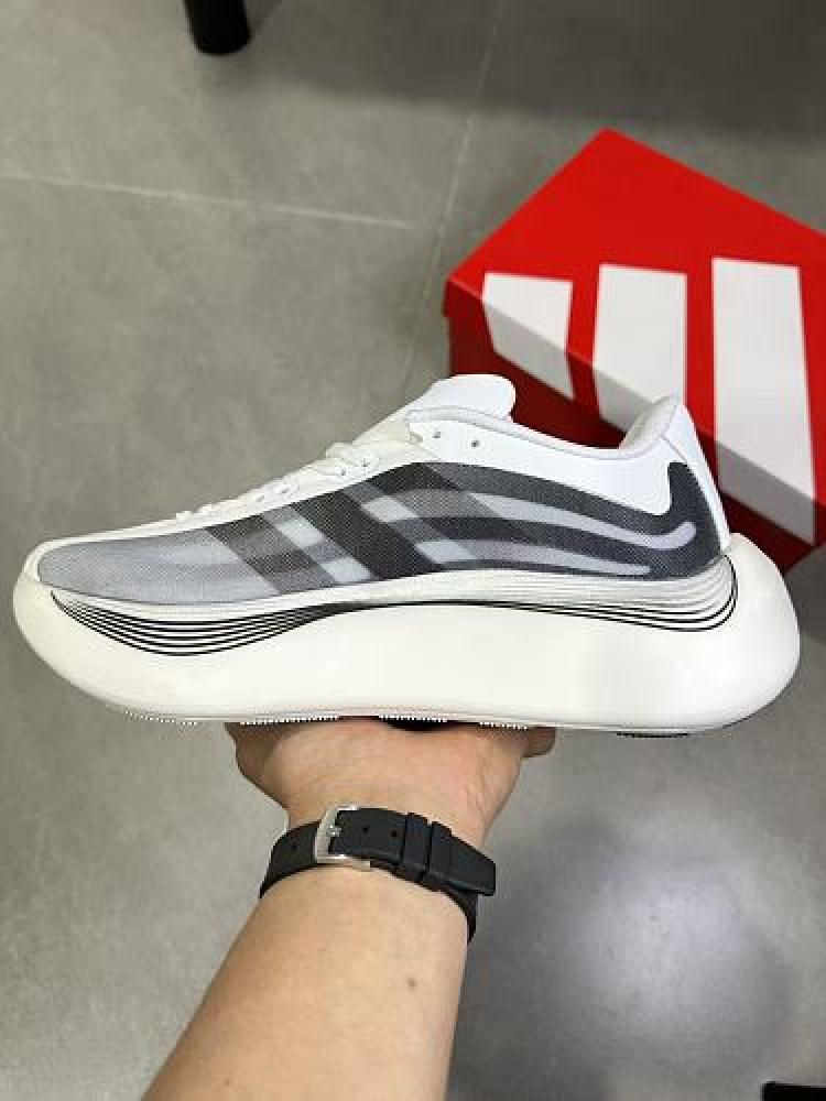 حذاء اديداس adidas HYPERBOOST EDGE