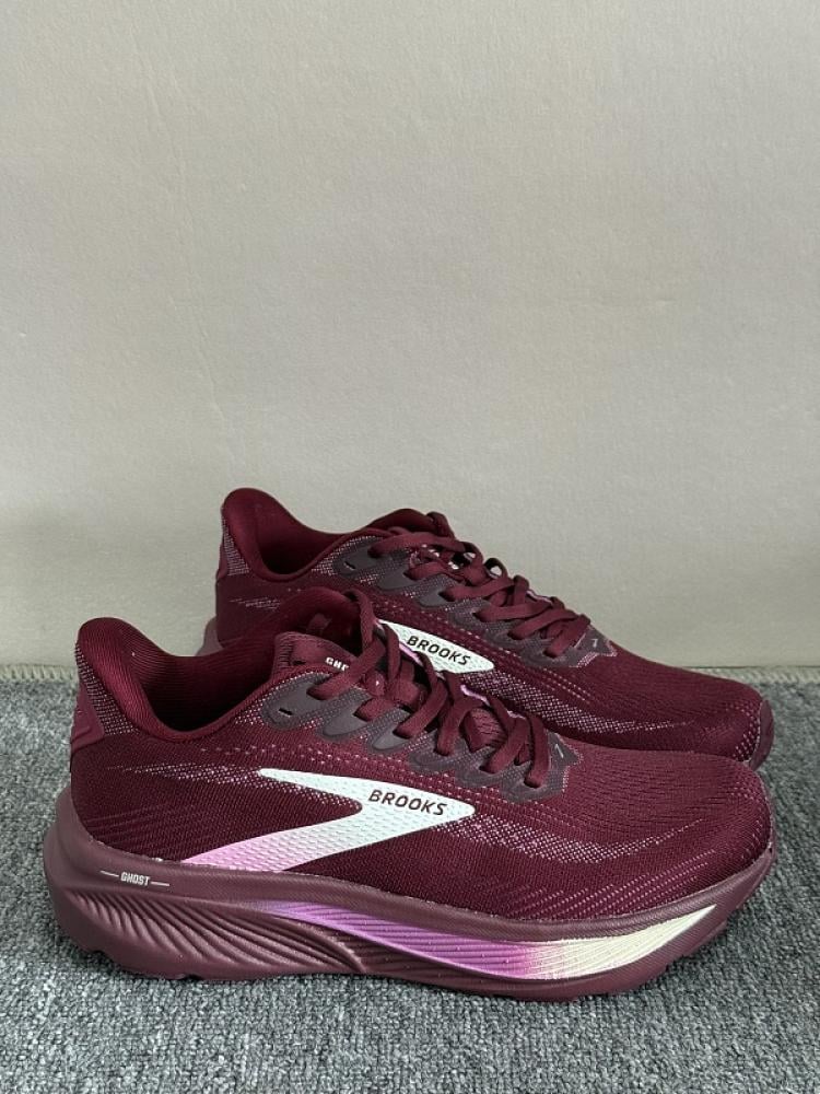 حذاء بروكس Brooks Ghost 17