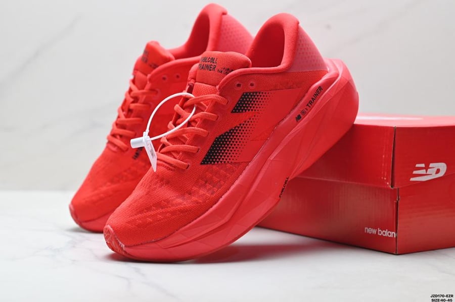 حذاء New Balance FuelCell Rebel v5