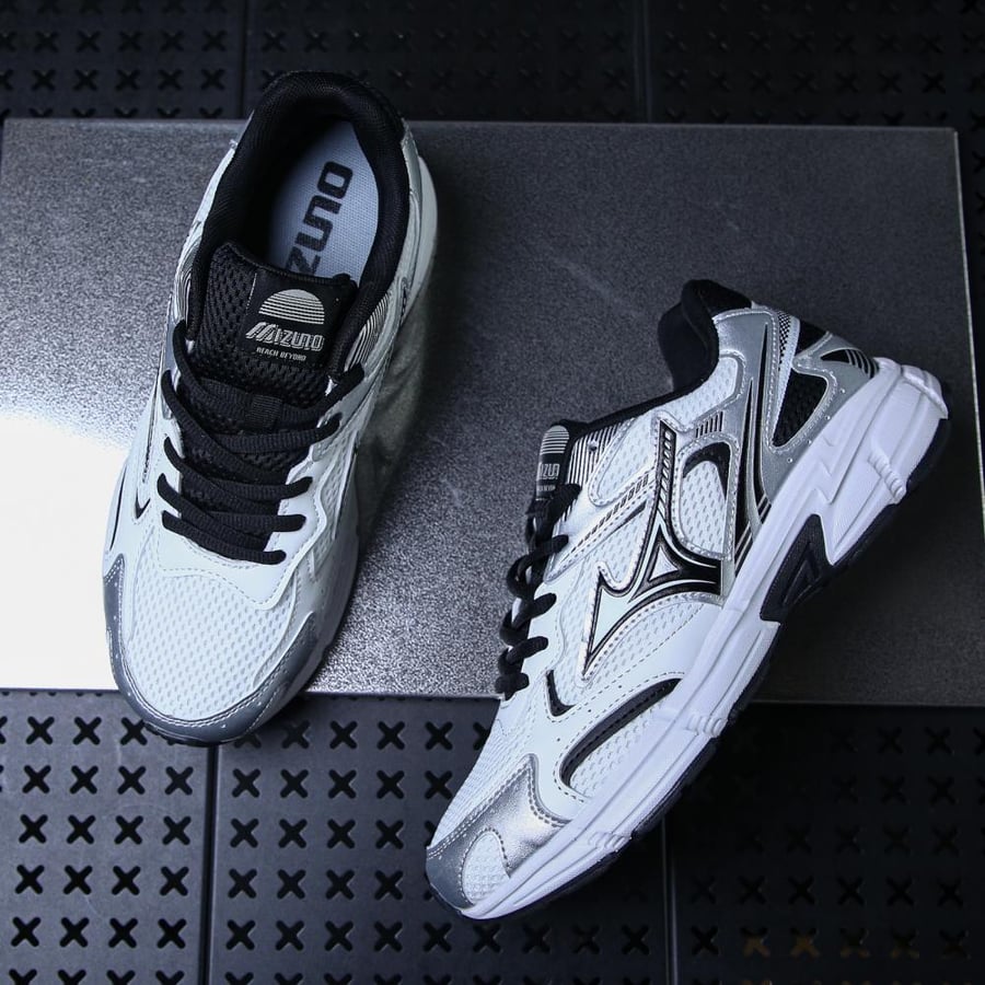 حذاء ميزونو – Mizuno