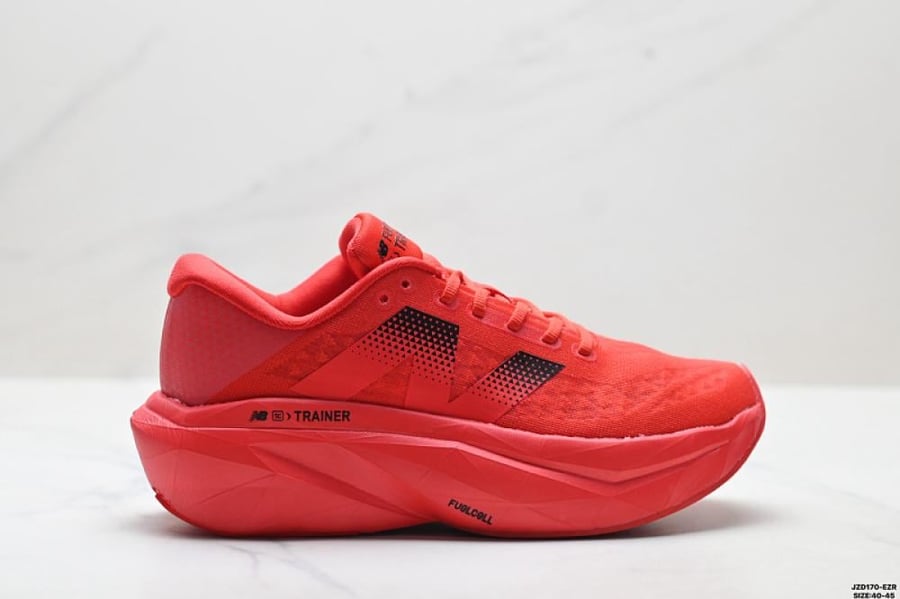 حذاء New Balance FuelCell Rebel v5