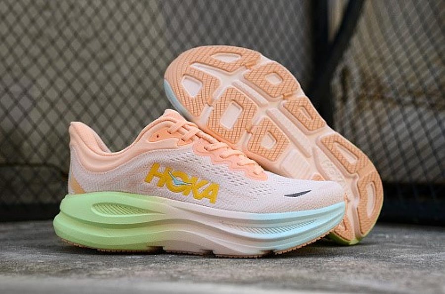 حذاء HOKA Bondi 9