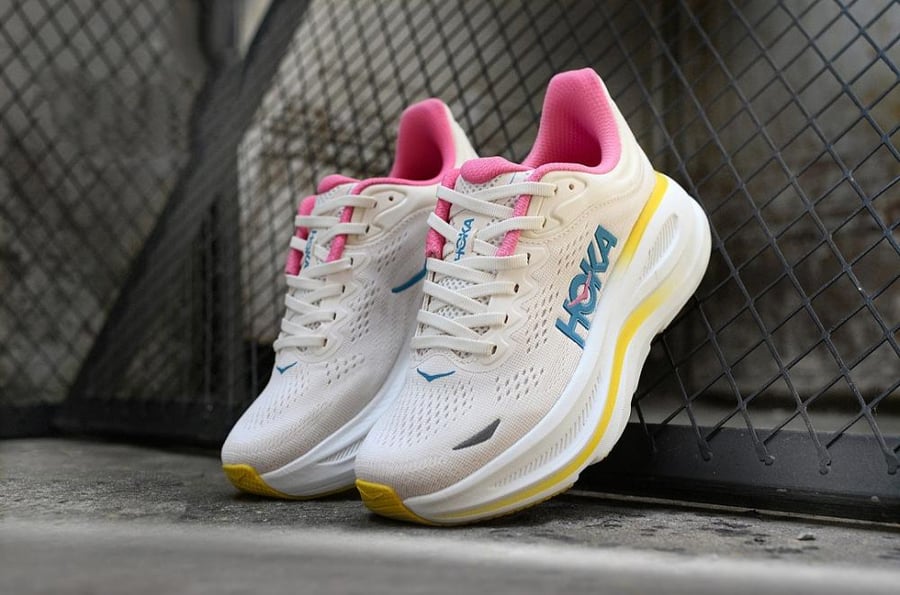 حذاء HOKA Bondi 9