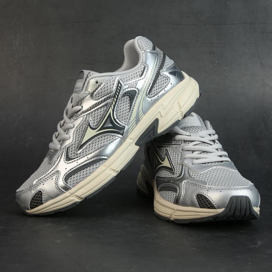 حذاء ميزونو – Mizuno