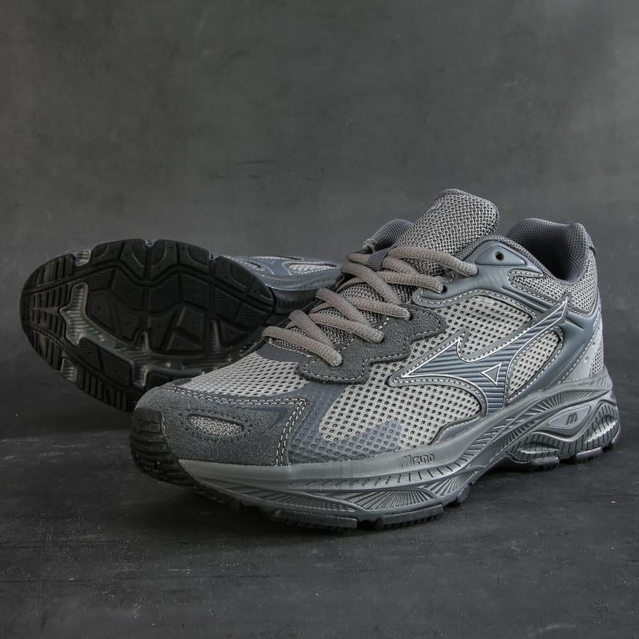 حذاء ميزونو – Mizuno