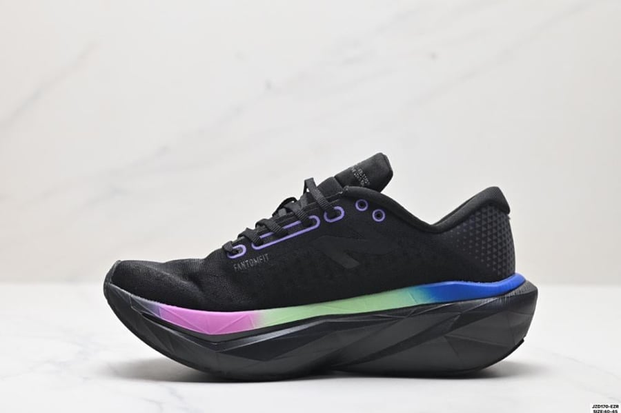حذاء  New Balance FuelCell Rebel v5
