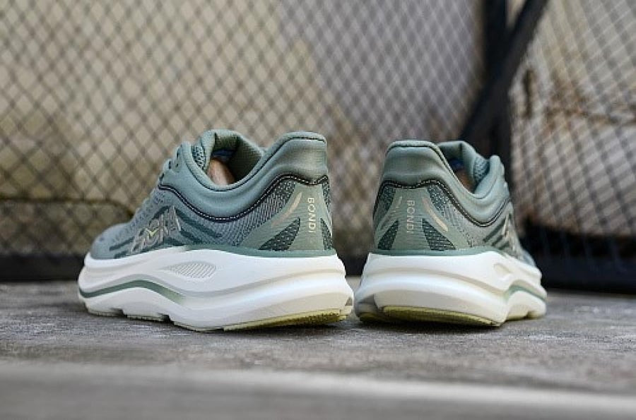 حذاء HOKA Bondi 9
