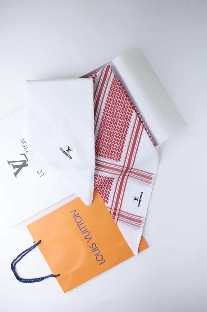 شماغ Louis Vuitton الفاخر - الإصدار الخاص
