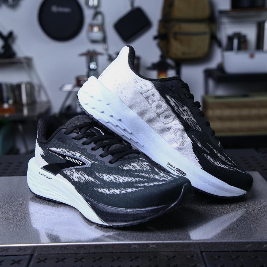 حذاء بروكس Brooks Launch 11