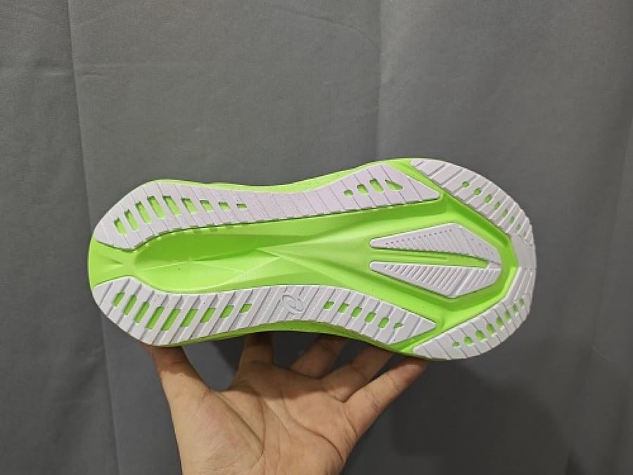 حذاء ASICS NOVABLAST 5 | أسيكس نوفابلاست 5
