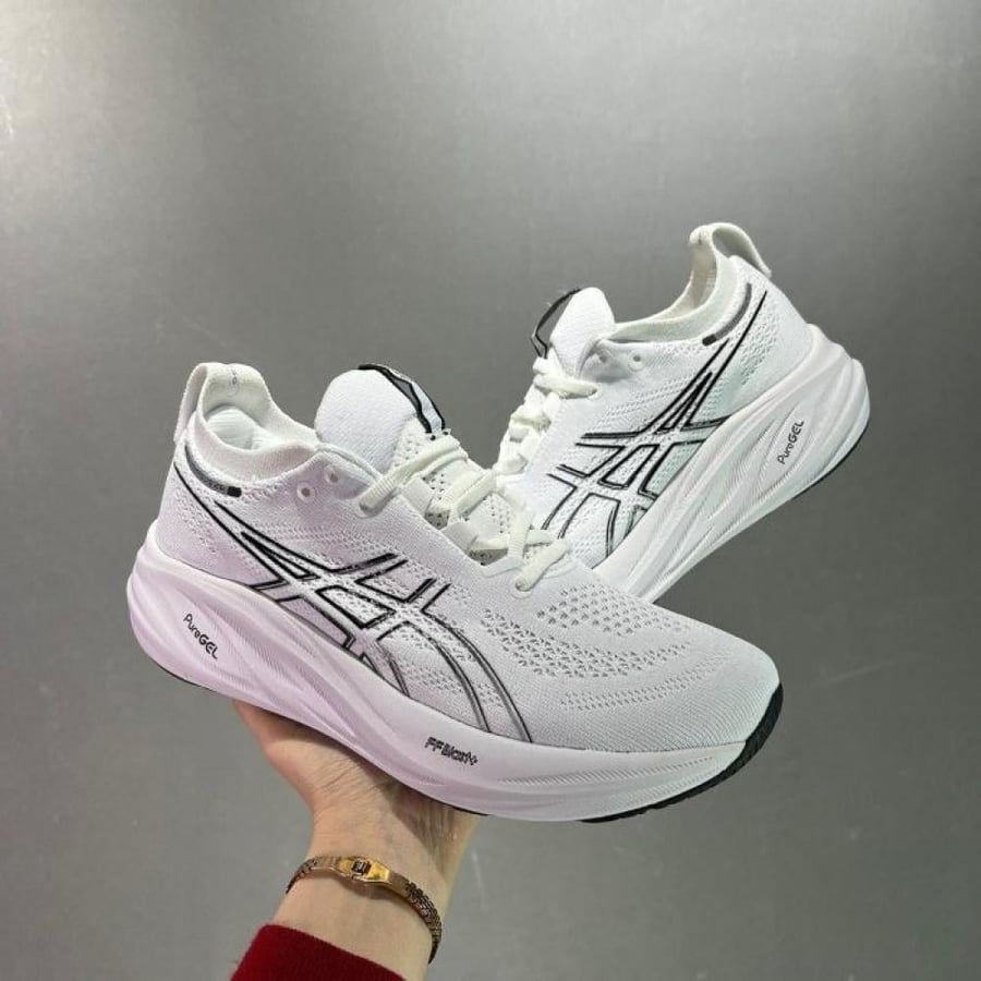 ASICS GEL-KAYANO 31