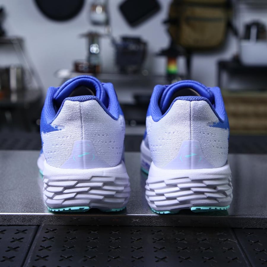 حذاء بروكس Brooks Launch 11