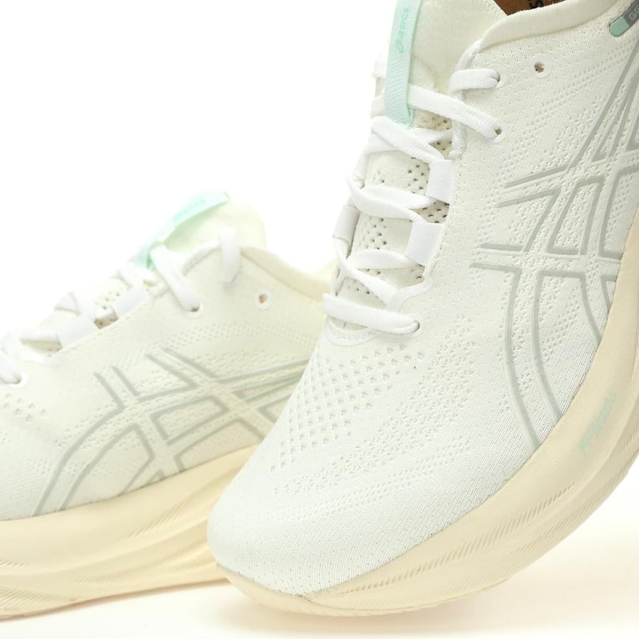 Shoe 26 Asics Gel-Nimbus