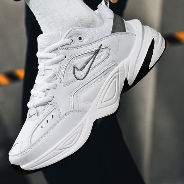 حذاء Nike Tekno