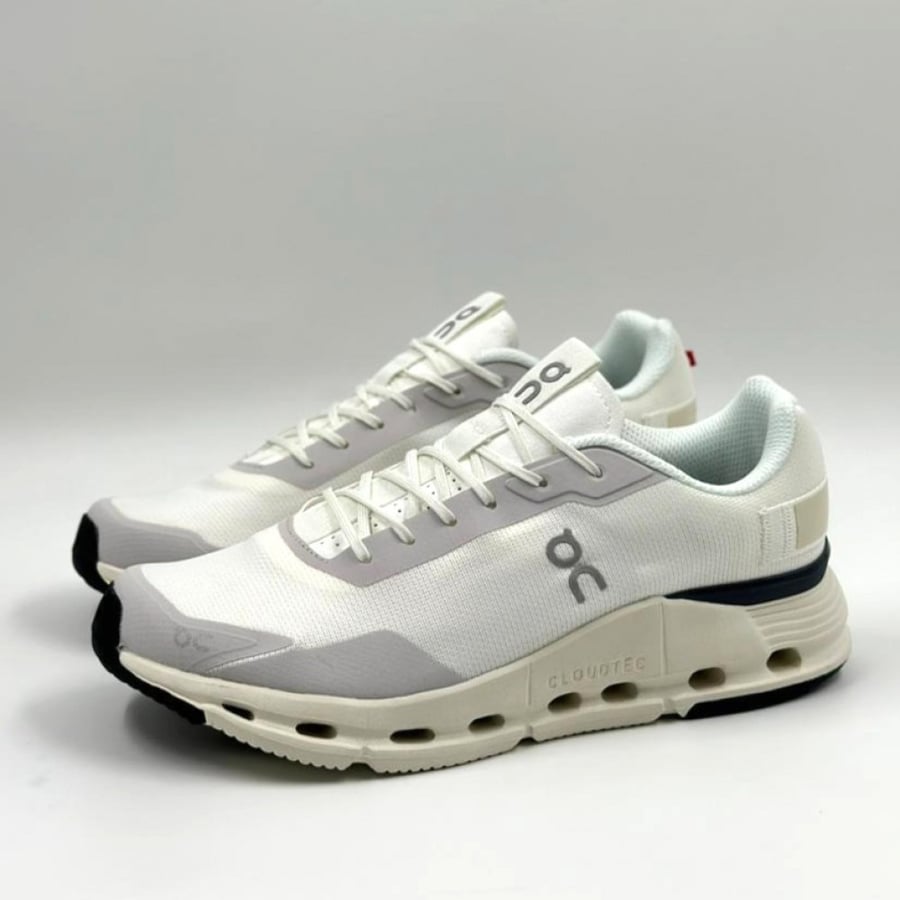 On Running cloud shoe