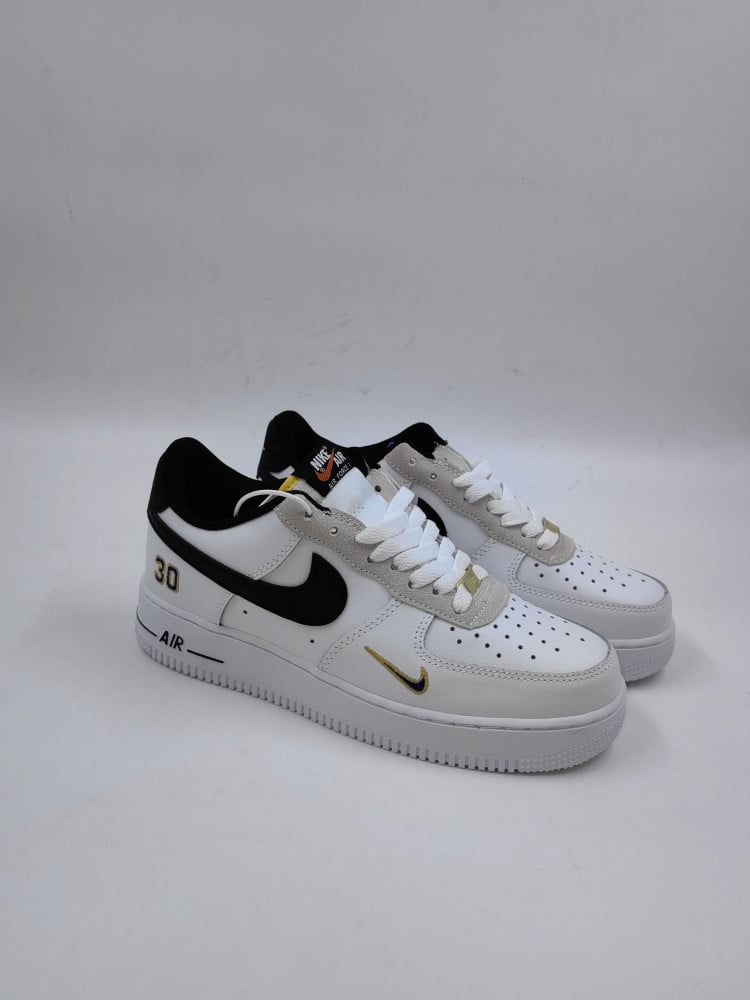 حذاء Nike Air Force