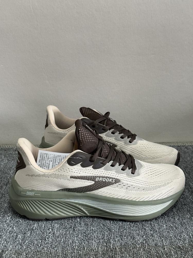 حذاء بروكس Brooks Ghost 17