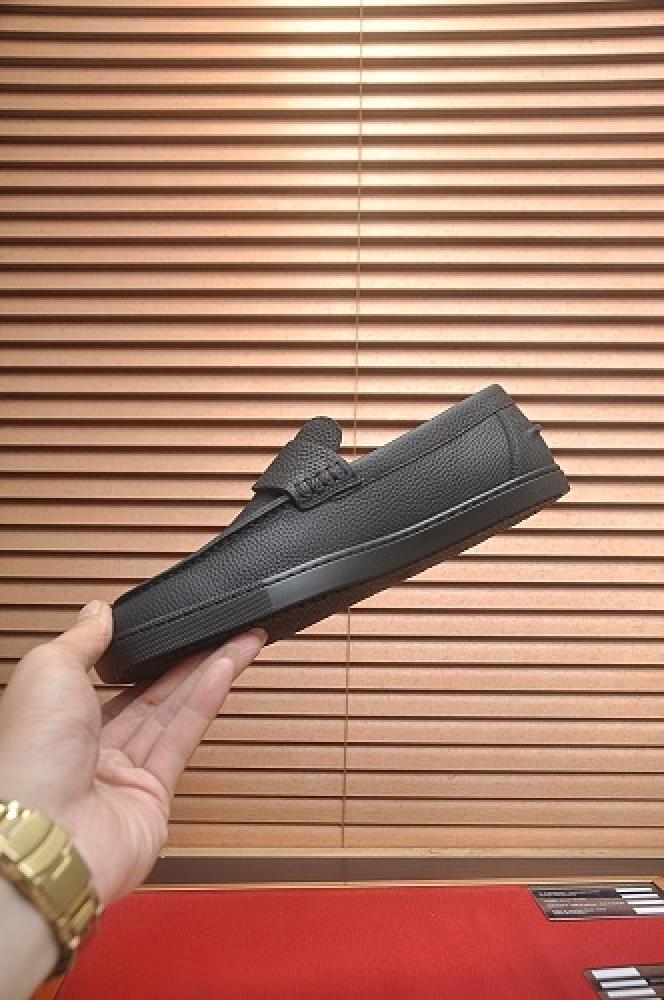 حذاء هيرمس Hermès Suede Loafer