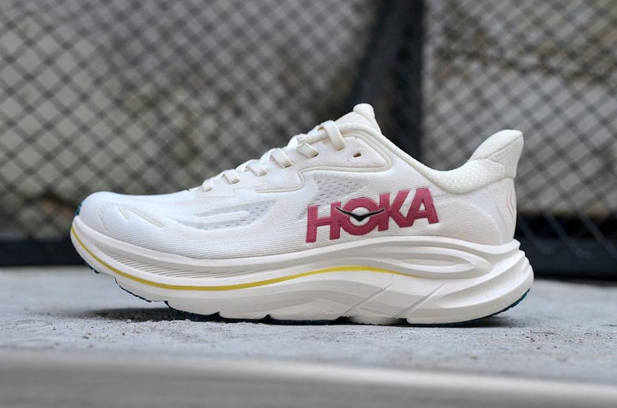 حذاء HOKA Clifton 10