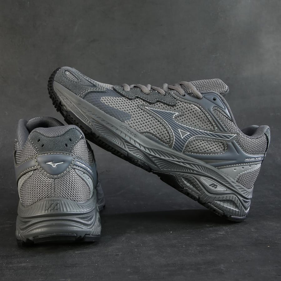 حذاء ميزونو – Mizuno