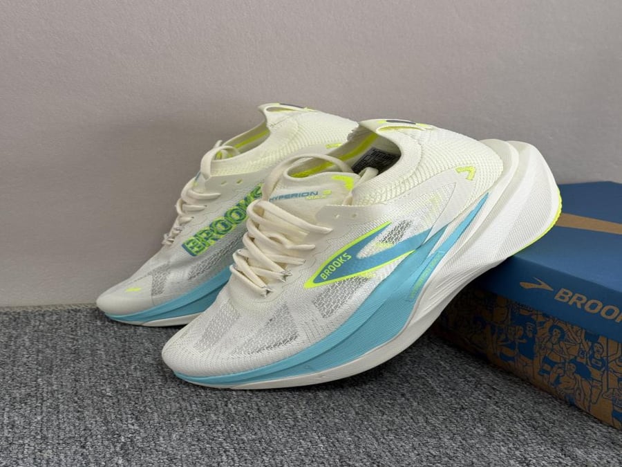 حذاء بروكس Brooks Hyperion Max 3