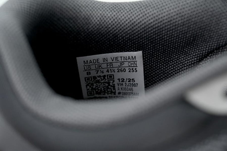 حذاء أديداس  adidas VELOSTAR