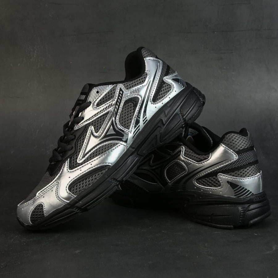 حذاء ميزونو – Mizuno