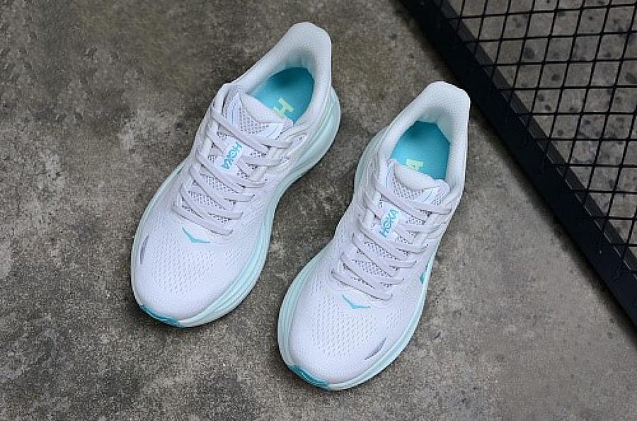 حذاء HOKA Bondi 9
