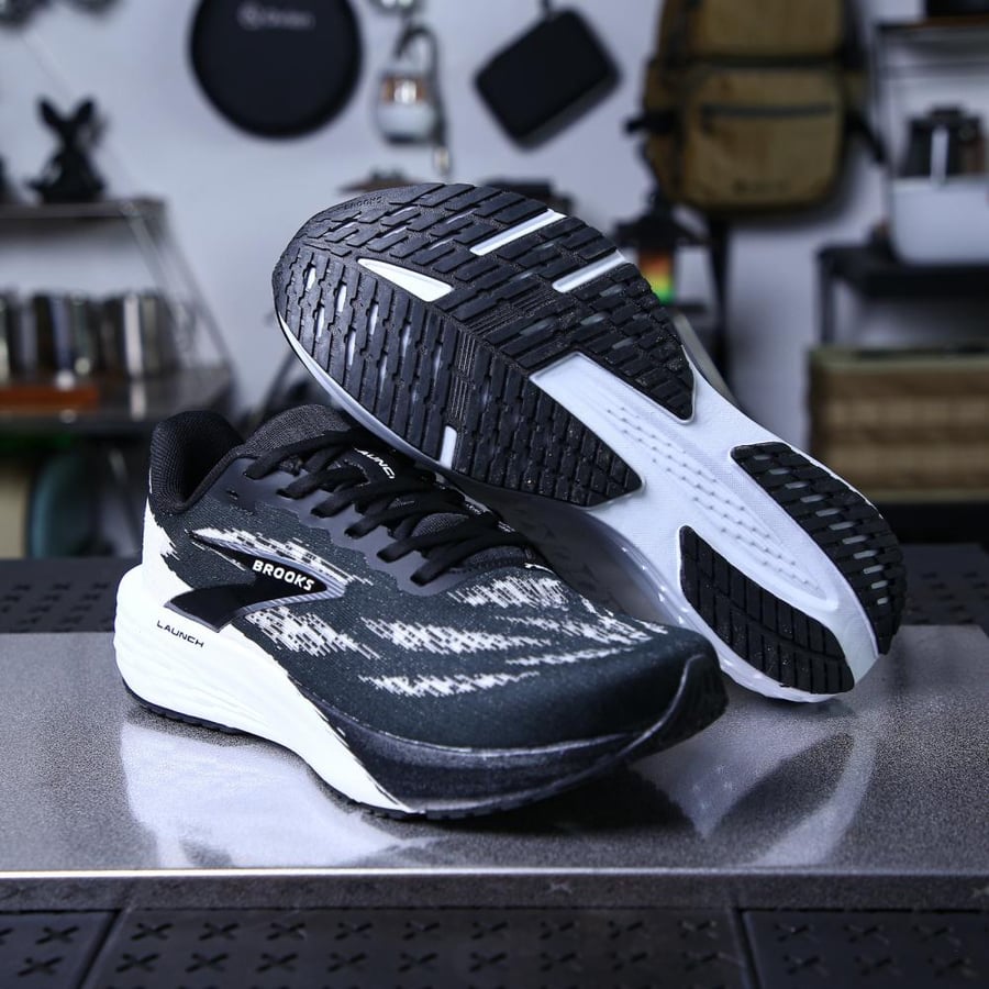 حذاء بروكس Brooks Launch 11