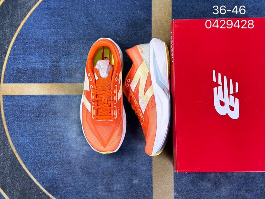 New Balance FuelCell Rebel