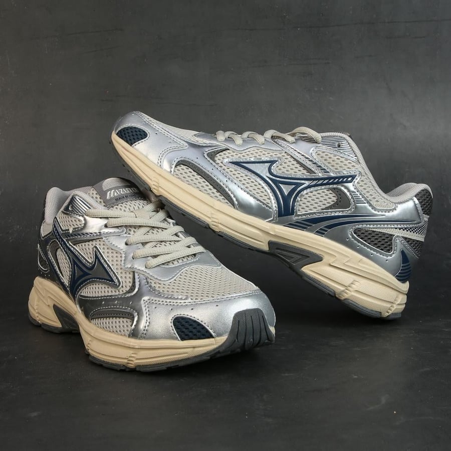 حذاء ميزونو – Mizuno
