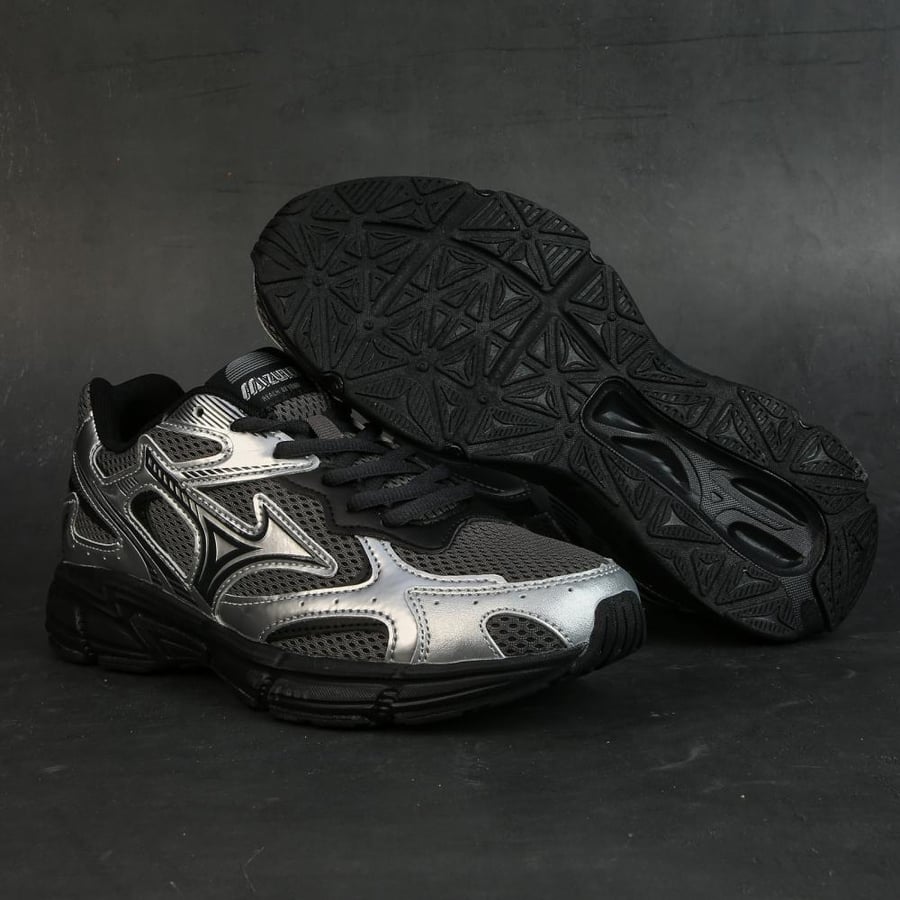 حذاء ميزونو – Mizuno