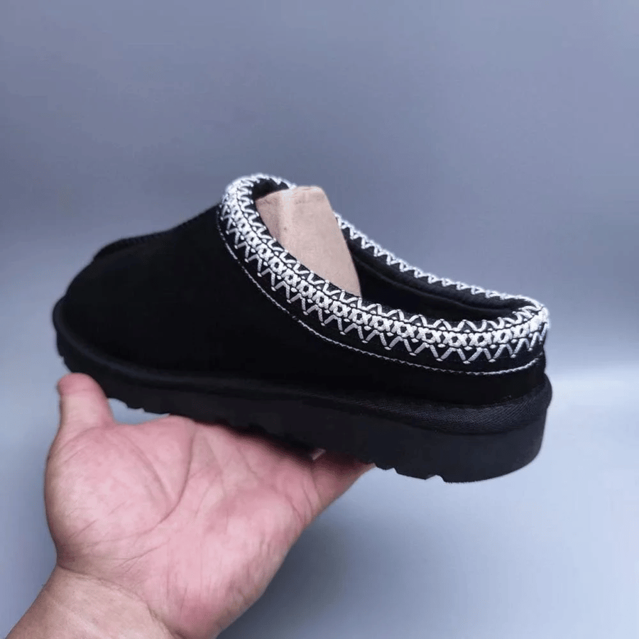 حذاء شتوي UGG