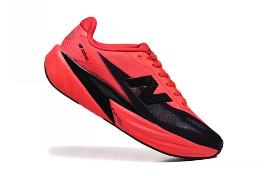 حذاء نيو بالانس New Balance FuelCell SuperComp Elite
