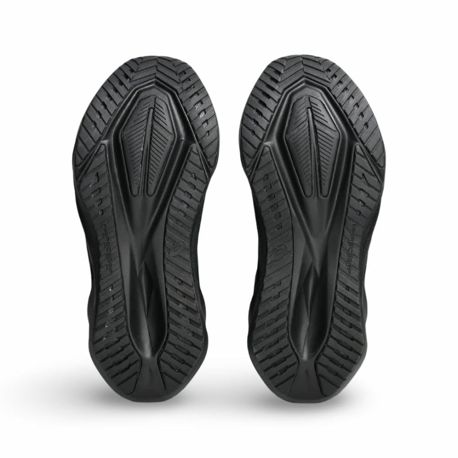 ASICS NOVABLAST 5
