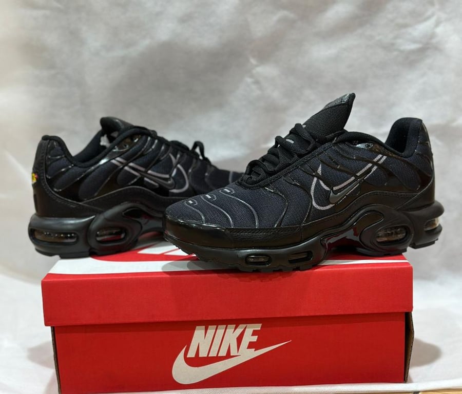 حذاء Nike Air Force