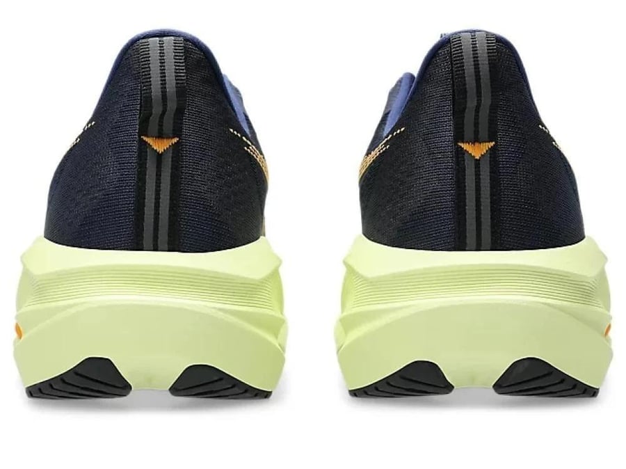 ASICS NOVABLAST 5