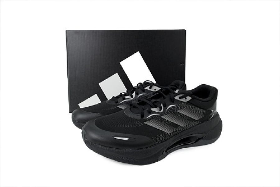 حذاء أديداس  adidas VELOSTAR