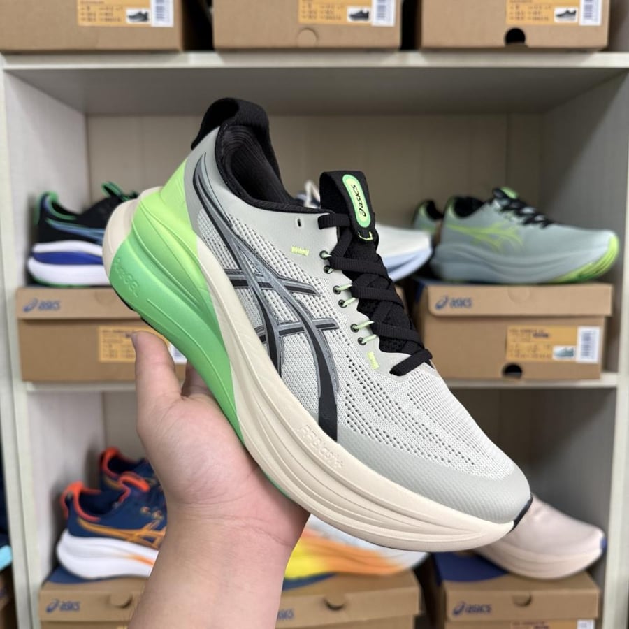 ASICS GEL-NIMBUS 28
