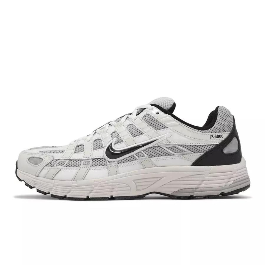 Nike V2K Run shoe