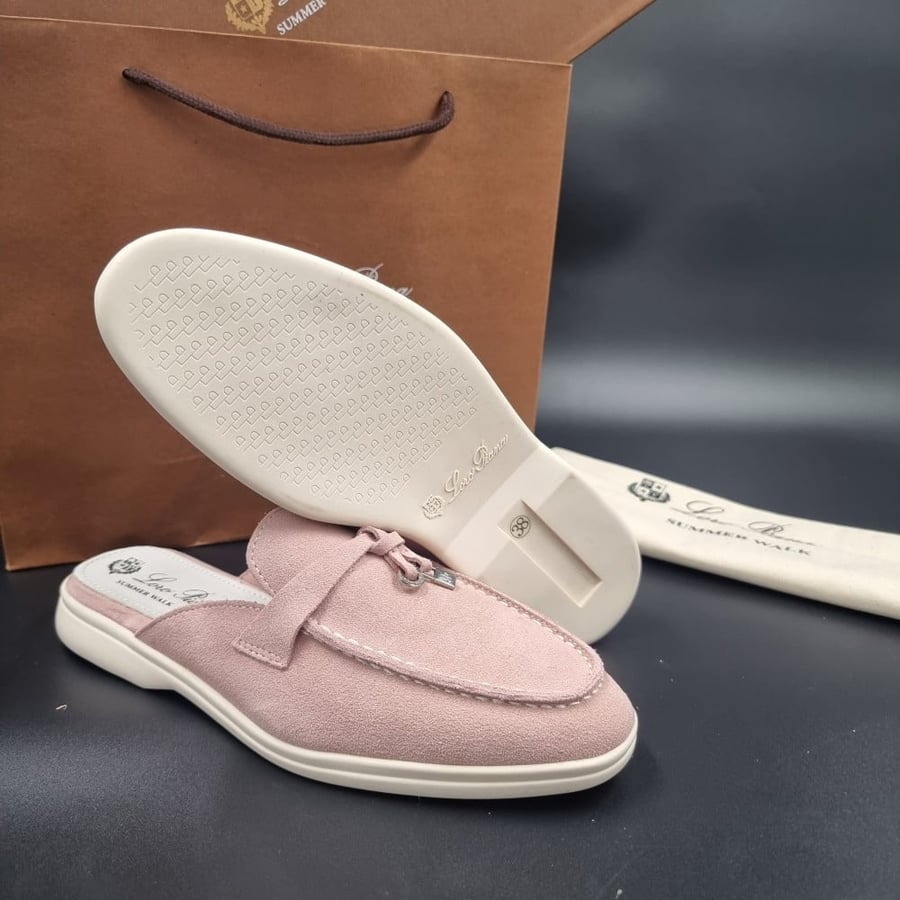 حذاء لورو بيانا Loro Piana