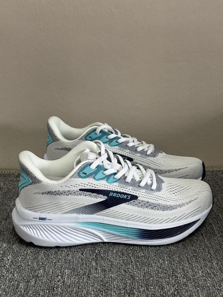 حذاء بروكس Brooks Ghost 17