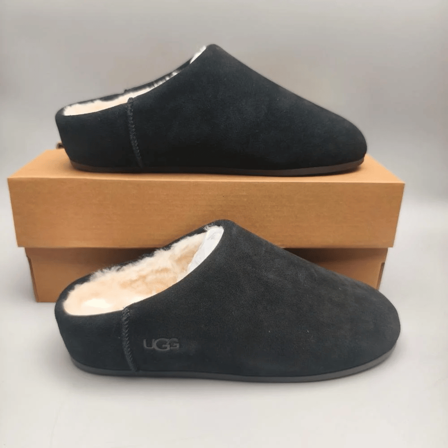 حذاء شتوي  UGG