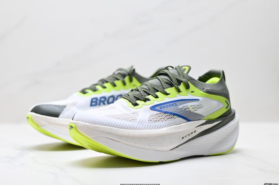 حذاء بروكس Brooks Hyperion Max 3