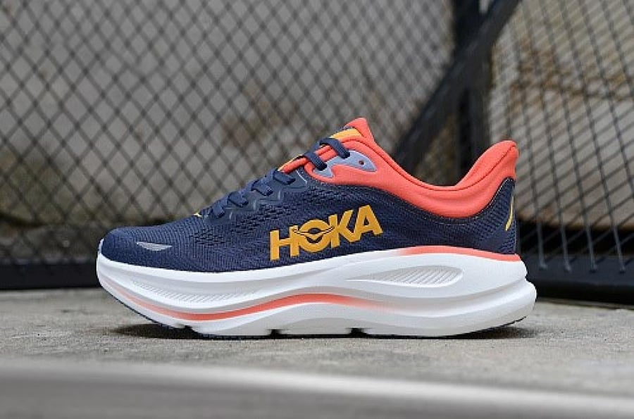 حذاء HOKA Bondi 9