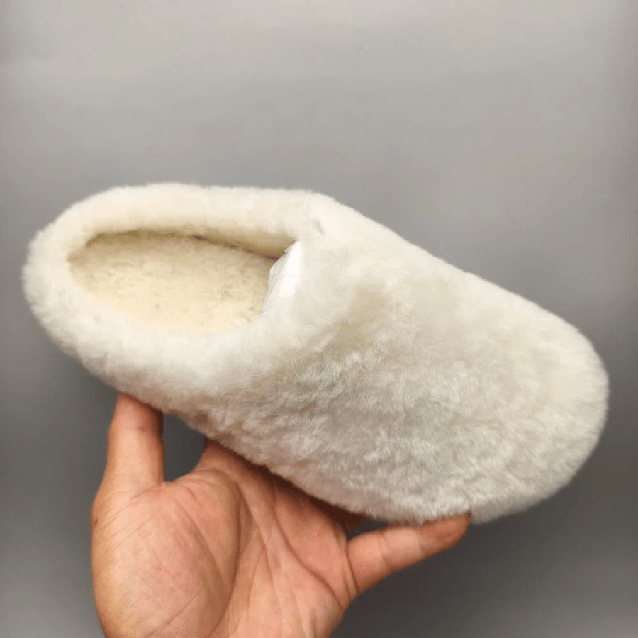 حذاء شتوي  UGG
