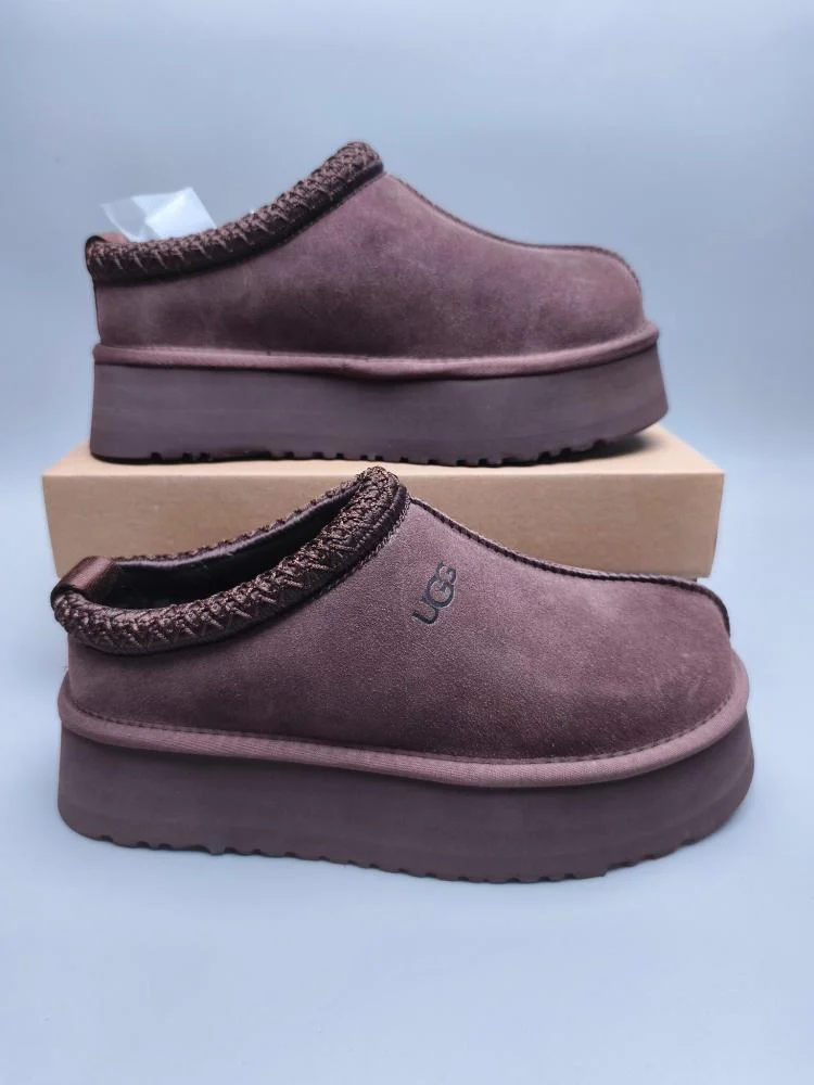 حذاء شتوي UGG