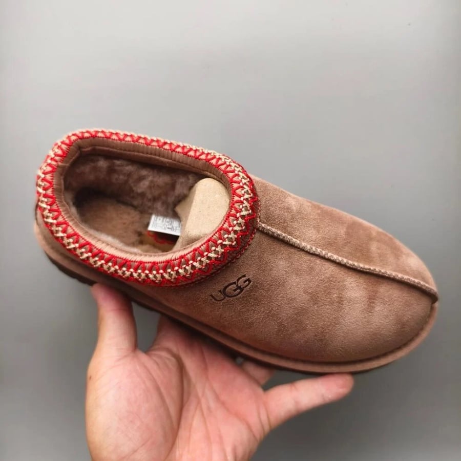 Winter shoe UGG