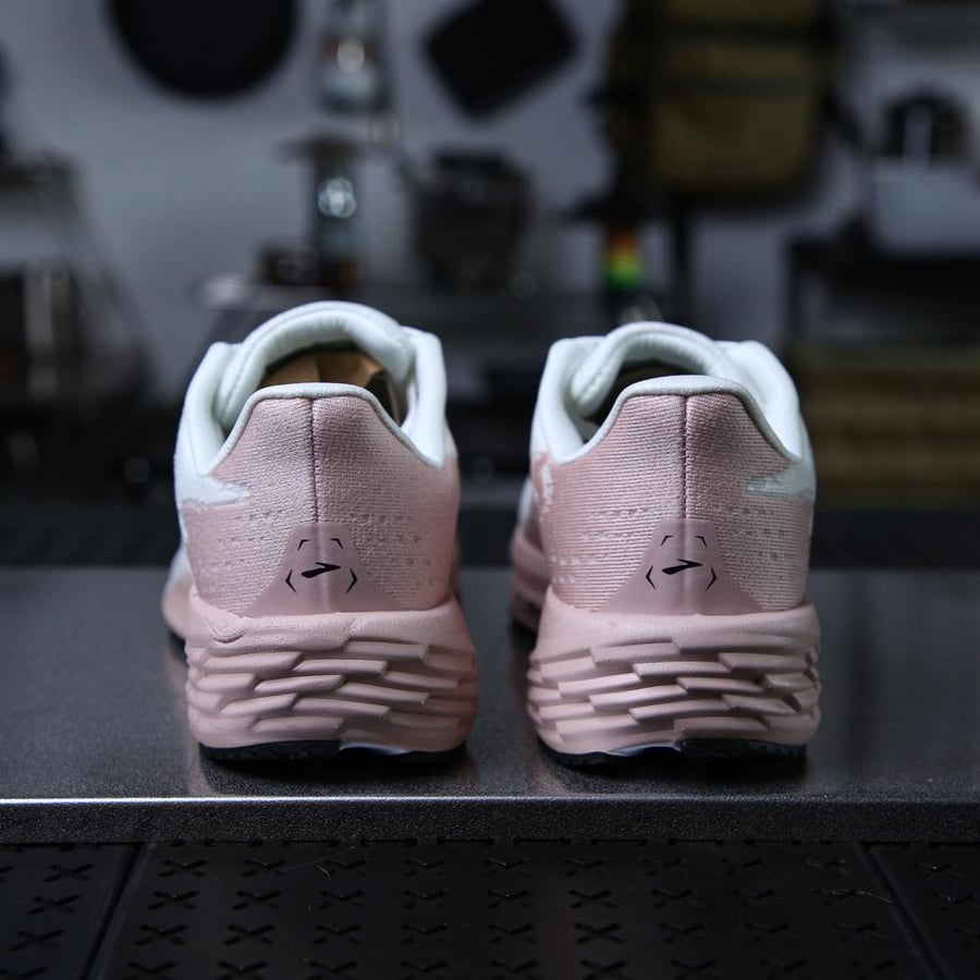 حذاء بروكس Brooks Launch 11
